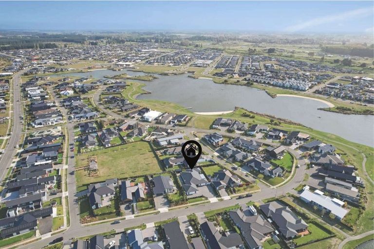 Photo of property in 54 The Esplanade, Pegasus, 7612