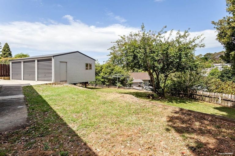 Photo of property in 12 Tempo Place, Torbay, Auckland, 0630
