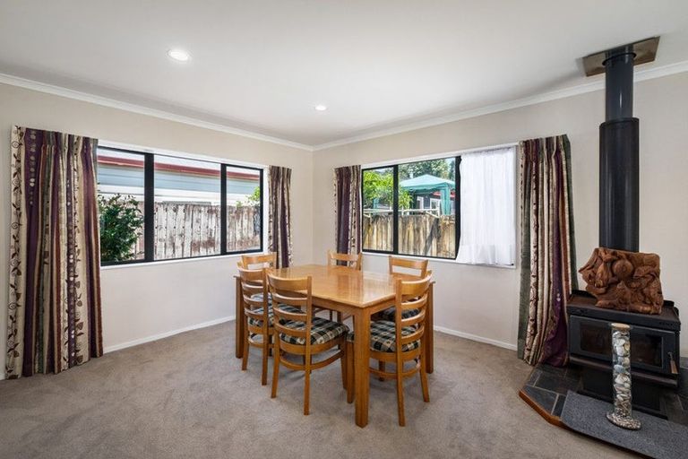 Photo of property in 6 Papaunahi Road, Bowentown, Waihi Beach, 3177