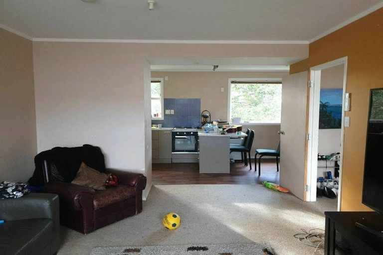 Photo of property in 33 Warspite Avenue, Cannons Creek, Porirua, 5024