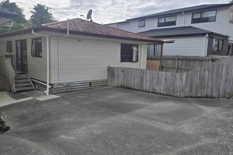 Photo of property in 53c Woodglen Road, Glen Eden, Auckland, 0602