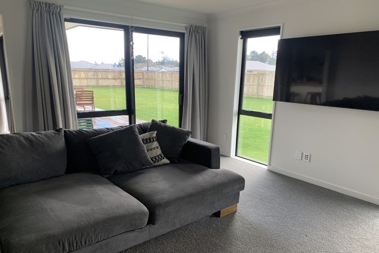 Photo of property in 14 Suffolk Drive, Kirwee, 7571