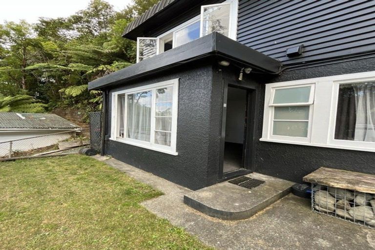 Photo of property in 63 Norton Park Avenue, Fairfield, Lower Hutt, 5011