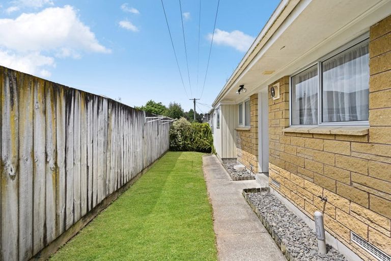 Photo of property in 42 Fifth Avenue, Enderley, Hamilton, 3214