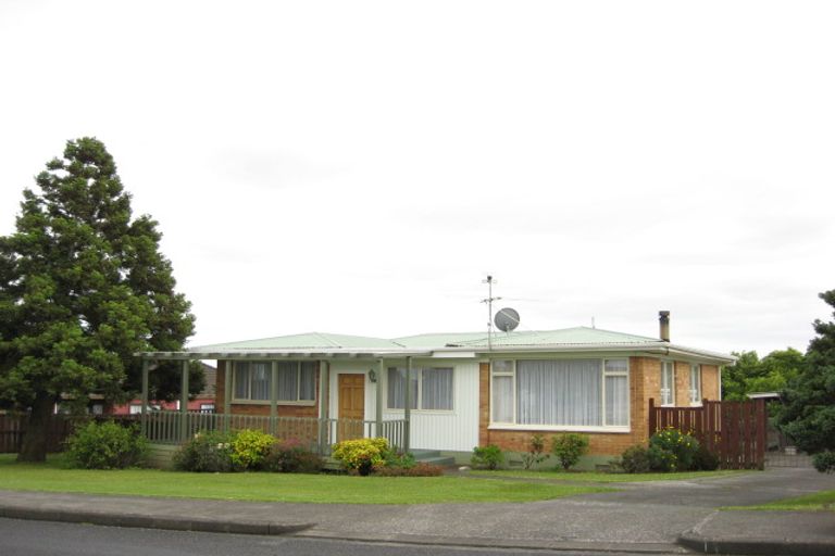 Photo of property in 17 Station Road, Pukekohe, 2120