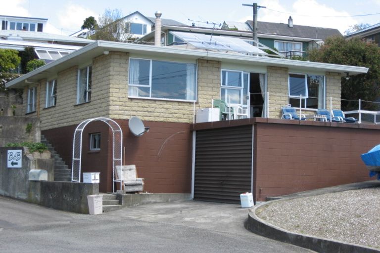 Photo of property in 1b Seaview Crescent, Picton, 7220