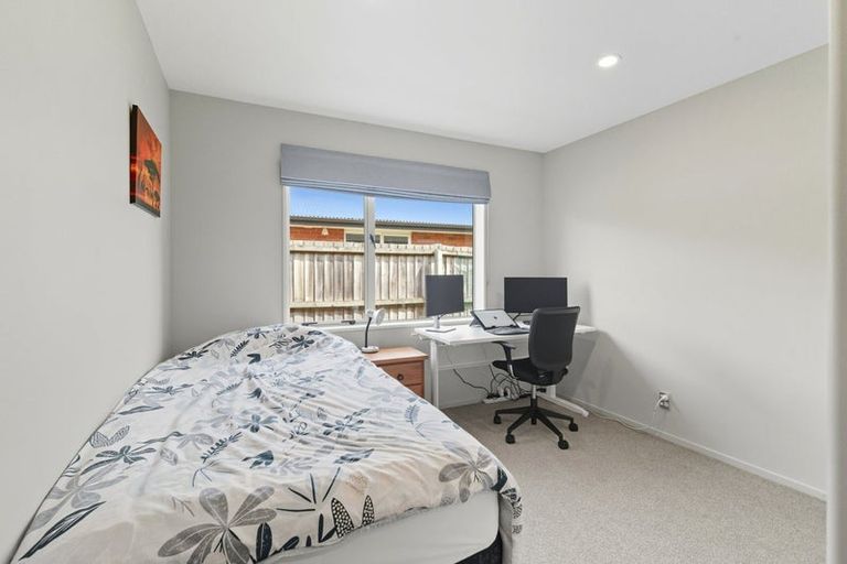 Photo of property in 21 Blowers Place, Halswell, Christchurch, 8025