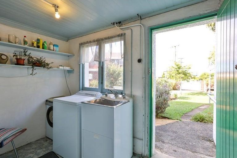 Photo of property in 139 Forbury Road, Saint Clair, Dunedin, 9012