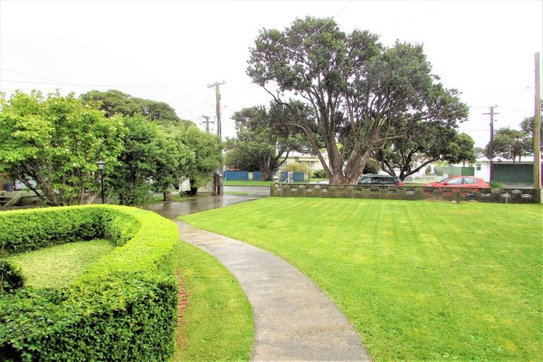 Photo of property in 48 Bauchop Road, Waterloo, Lower Hutt, 5011