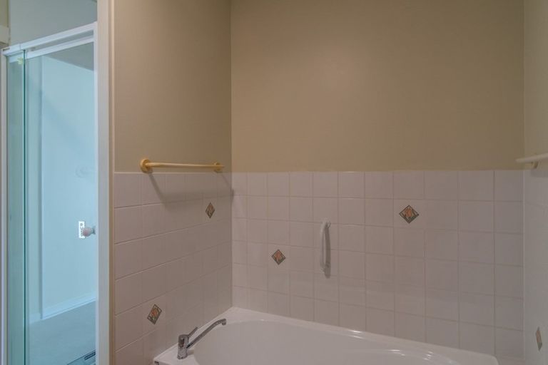 Photo of property in 3a Heihei Place, Paraparaumu, 5032