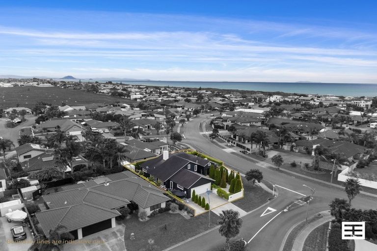 Photo of property in 2 Portofina Court, Papamoa Beach, Papamoa, 3118