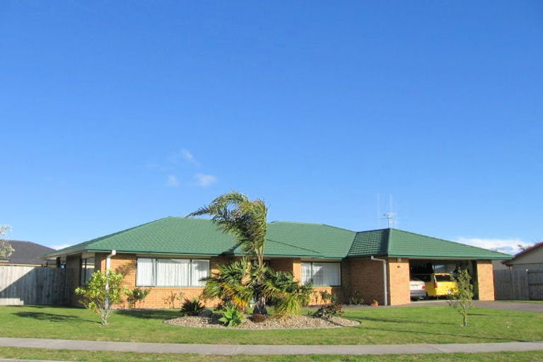 Photo of property in 22 Katerini Grove, Papamoa Beach, Papamoa, 3118