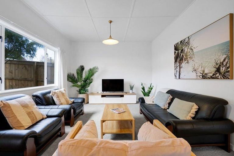 Photo of property in 42 Gaine Street, New Plymouth, 4310