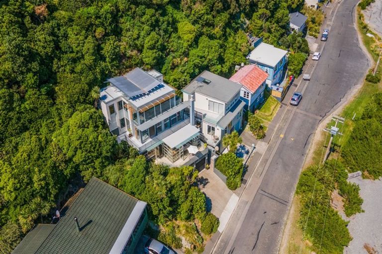 Photo of property in 80 Moana Road, Plimmerton, Porirua, 5026