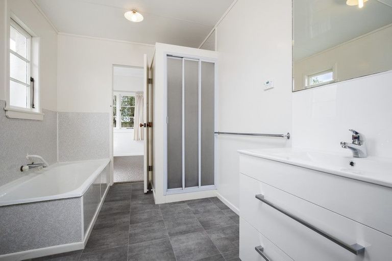 Photo of property in 230 Victoria Street West, Pukekohe, 2120