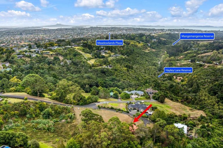Photo of property in 17 Hayley Lane, East Tamaki Heights, Auckland, 2016