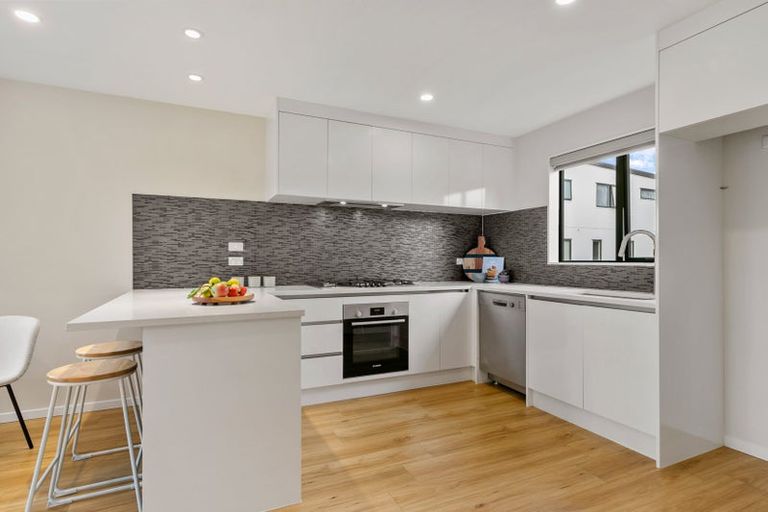 Photo of property in 59b Redwood Drive, Massey, Auckland, 0614