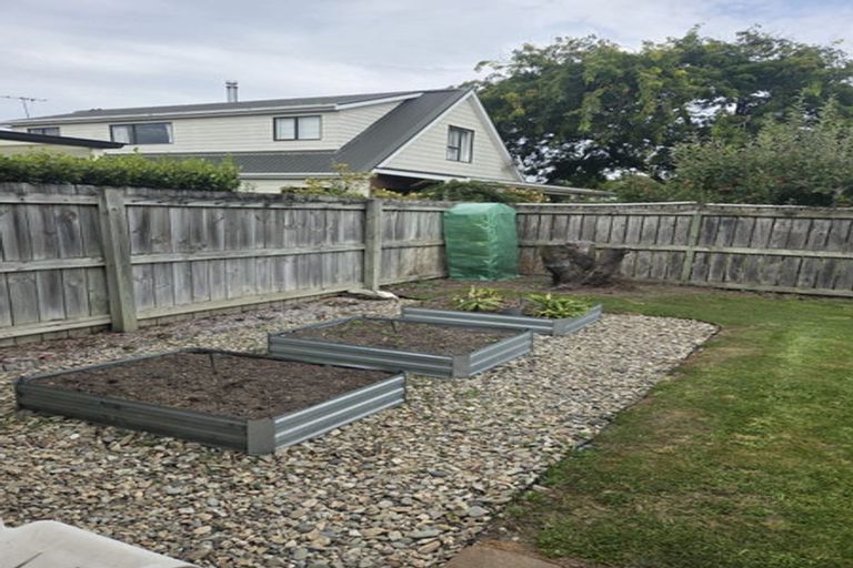 Photo of property in 2/75 Mclauchlan Street, Springlands, Blenheim, 7201