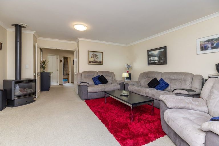 Photo of property in 196 Milne Drive, Paraparaumu, 5032