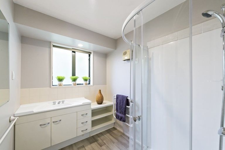 Photo of property in 11 Rickton Place, Rangiora, 7400