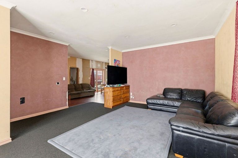 Photo of property in 28 Kowhai Street, Castlecliff, Whanganui, 4501