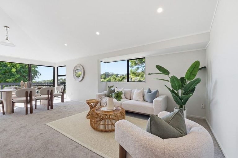Photo of property in 2 Seaford Place, Murrays Bay, Auckland, 0630