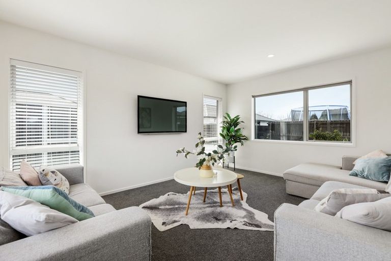 Photo of property in 39 Makawe Roa Street, Marshland, Christchurch, 8083