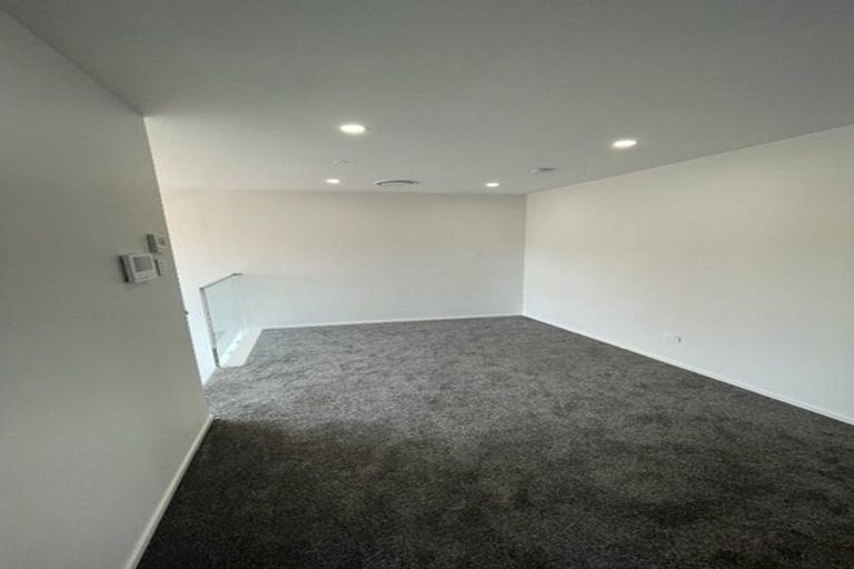 Photo of property in 14c Galsworthy Place, Bucklands Beach, Auckland, 2014