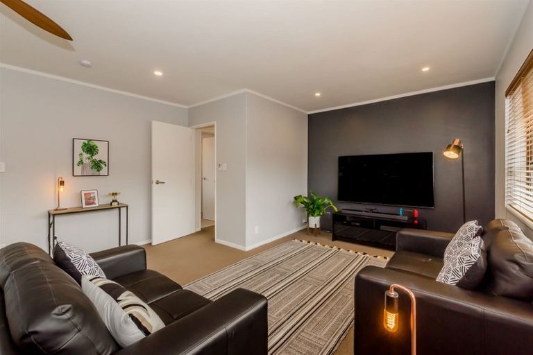 Photo of property in 15 Wedgewood Grove, Raumati Beach, Paraparaumu, 5032