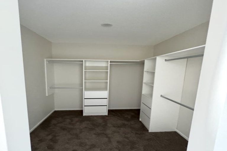 Photo of property in 6c Blenheim Street, Glenfield, Auckland, 0629