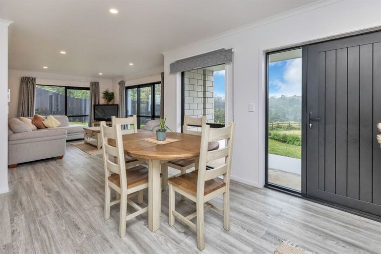 Photo of property in 25 Catherin Servant Close, Maunu, Whangarei, 0110