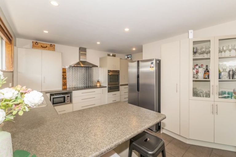 Photo of property in 8 Walker Place, Rangiora, 7400