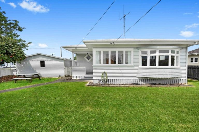 Photo of property in 13 Howden Road, Fairfield, Hamilton, 3214