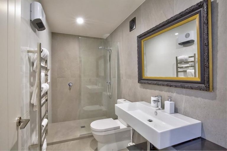 Photo of property in 27 Arrowtn-lke Hayes Road, Lake Hayes, Queenstown, 9371