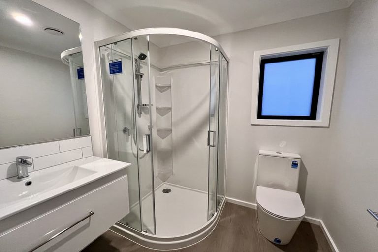 Photo of property in 15b Fraser Crescent, Elderslea, Upper Hutt, 5018