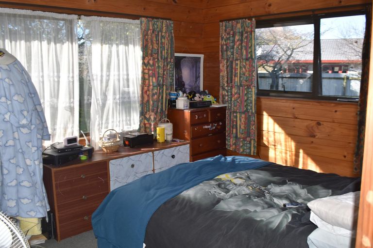 Photo of property in 24 Fisher Place, Carterton, 5713