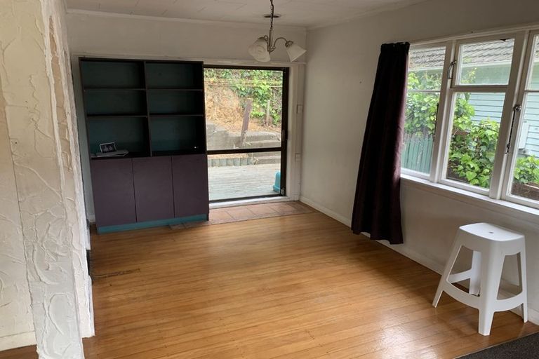 Photo of property in 28 Kopara Grove, Stokes Valley, Lower Hutt, 5019