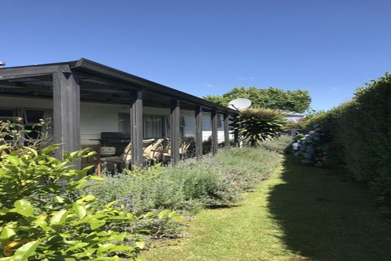 Photo of property in 35 Puriri Crescent, Edgecumbe, 3120