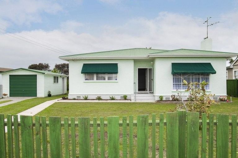 Photo of property in 72 Macdonald Street, Elgin, Gisborne, 4010
