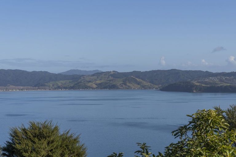 Photo of property in 404a Lees Road, Hahei, Whitianga, 3591
