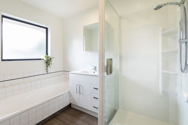 Photo of property in 1/129 Avonhead Road, Avonhead, Christchurch, 8042