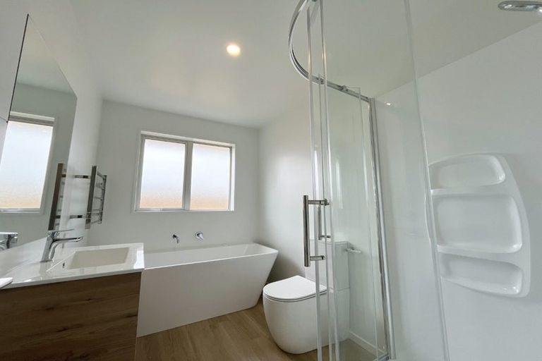 Photo of property in 18 Harlequin Drive, Rolleston, 7614