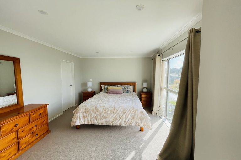 Photo of property in 20 Samuel Cassidy Avenue, Swanson, Auckland, 0614
