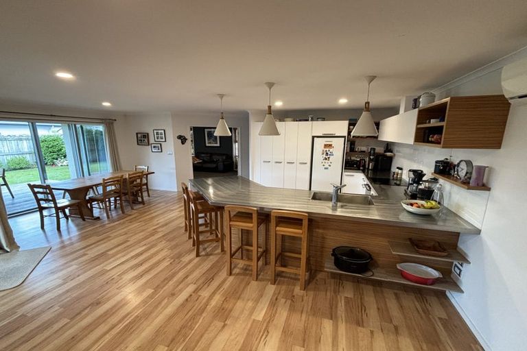 Photo of property in 15 Dawn Parade, Coastlands, Whakatane, 3120