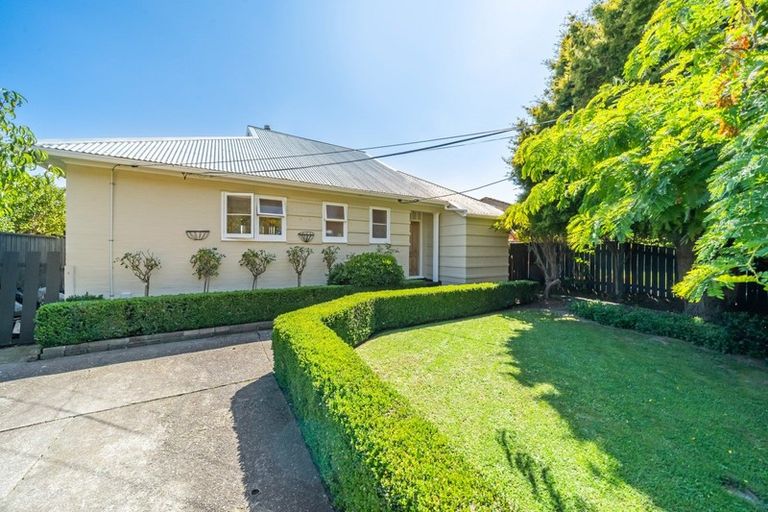 Photo of property in 12 Freyberg Street, Waterloo, Lower Hutt, 5011