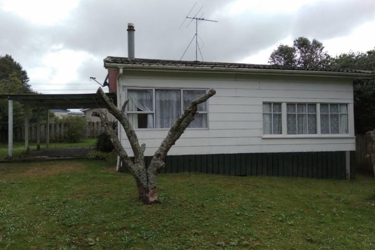 Photo of property in 2/5 Scotts Road, Manurewa East, Auckland, 2102