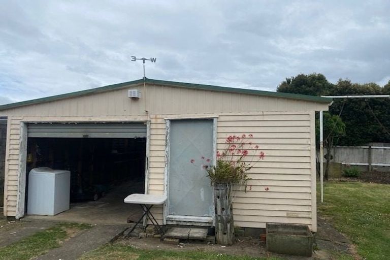 Photo of property in 54 Union Road, Howick, Auckland, 2014