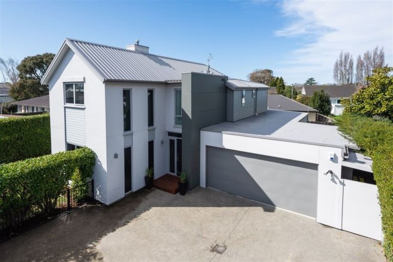 Photo of property in 164 Idris Road, Strowan, Christchurch, 8052