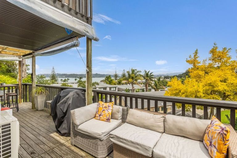 Photo of property in 15a Centennial Drive, Whitianga, 3510