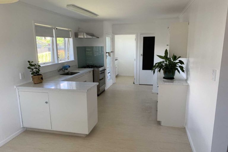 Photo of property in 17 Foster Terrace, Onekawa, Napier, 4110